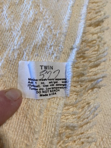 Copriletto matrimoniale vintage jacquard testurizzato crema burro avorio/frangia guscio USA - Foto 5 di 10