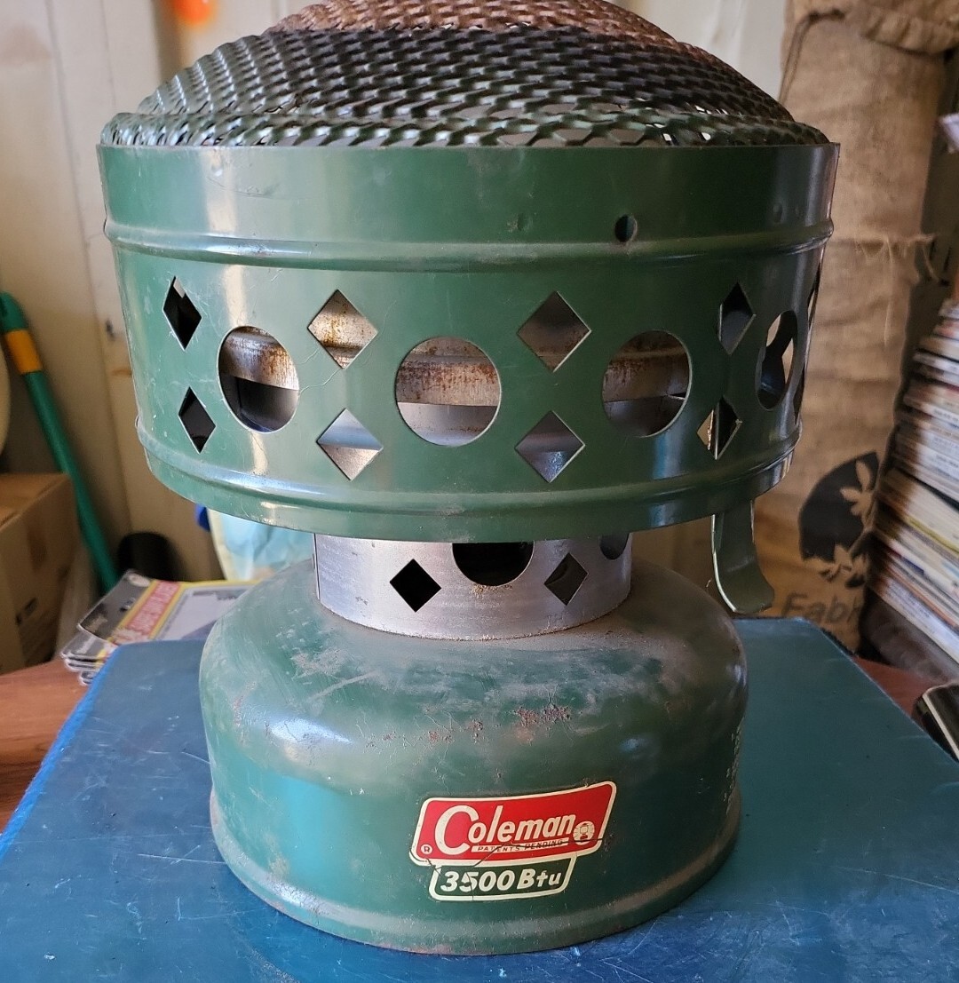 Vintage Coleman 512A700 3500 BTU Portable Catalytic Heater Camping