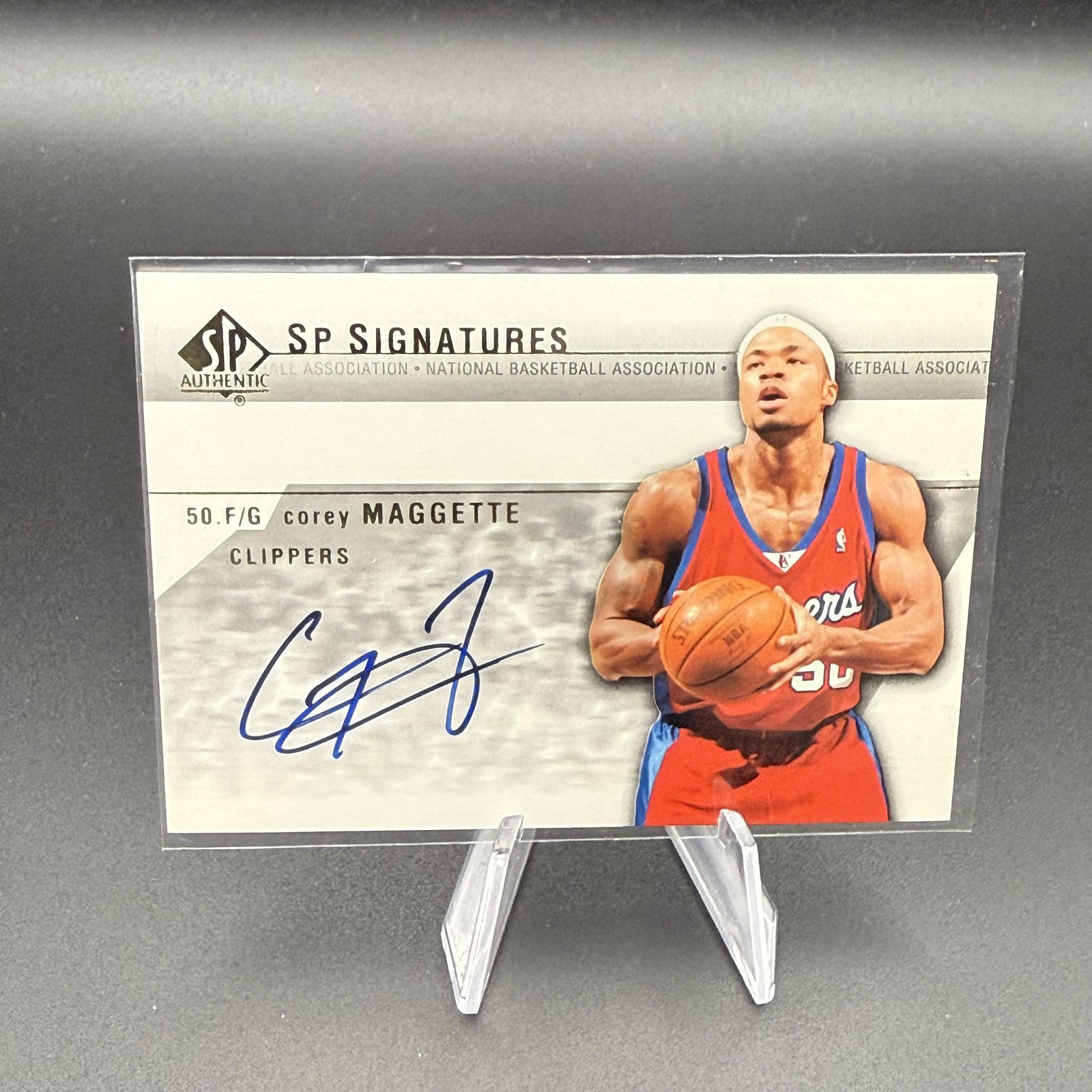 Corey Maggette #CA-A (Basketball Cards 2003 SP Authentic Signatures) — is it worth grading?