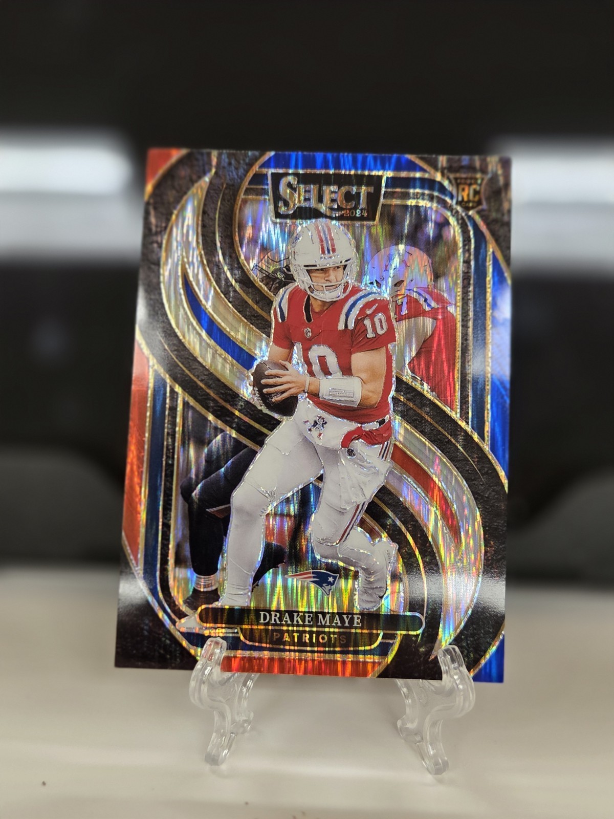 2024 Panini Select - Premier Level Drake Maye #113 Red & Blue Shock Prizm (RC)
