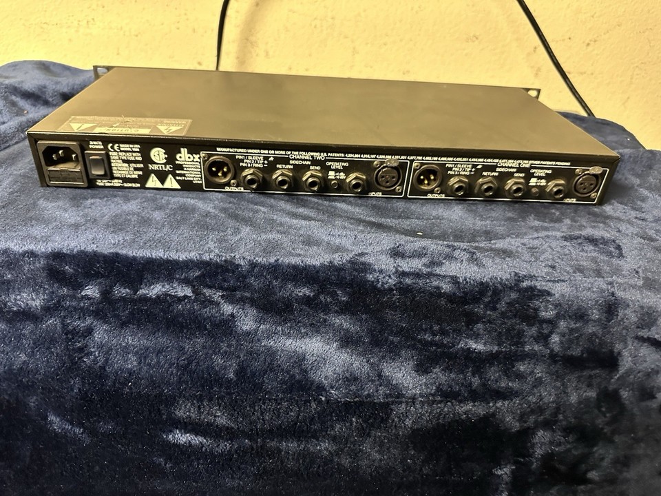 VINTAGE COMPRESSOR Rack Mount DBX 1066 Stereo Compressor Limiter Gate ...
