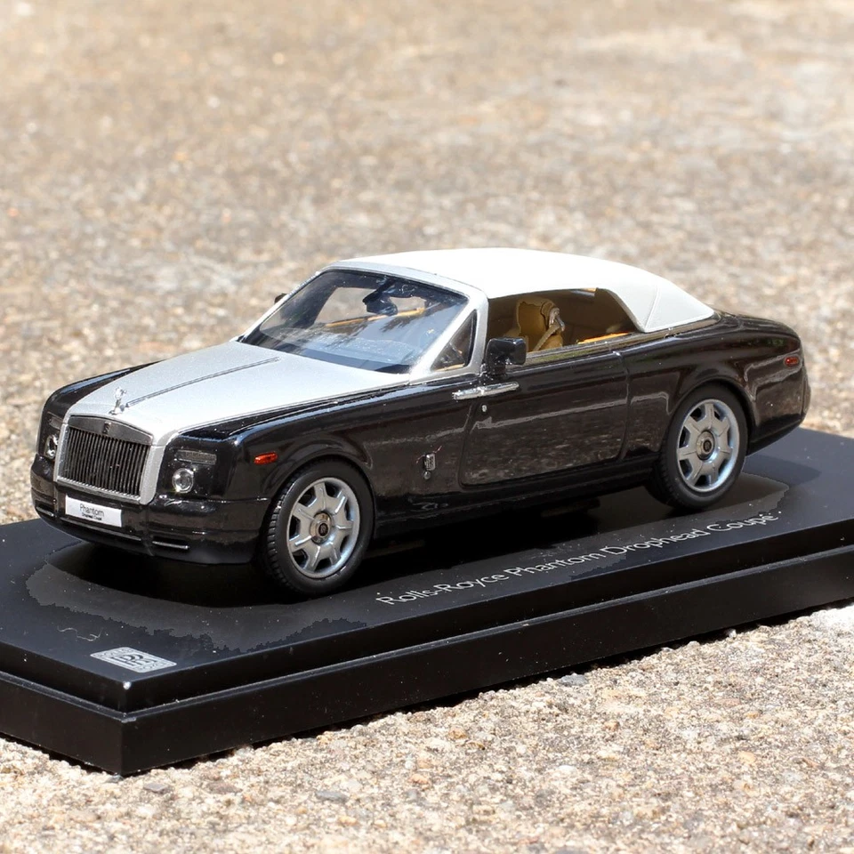 Kyosho 1/43 Scale RR Phantom Drophead Coupe Diecast Car Model Toy Black - Image 4 of 4