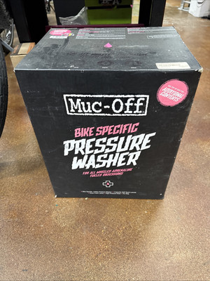 Muc-Off Bicycle Pressure Washer Bundle SAFE ON BEARINGS SNOW FOAM COMPATIBLE