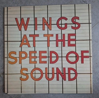 Wings At The Speed Of Sound 1st Pressing Capital SW-11525 Play Tested