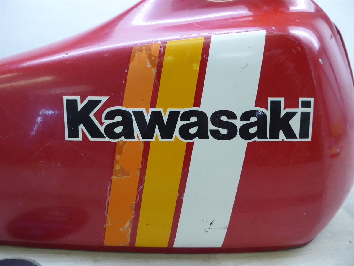 1980 Kawasaki KE125 PL1333-1. red gas fuel petrol tank | eBay