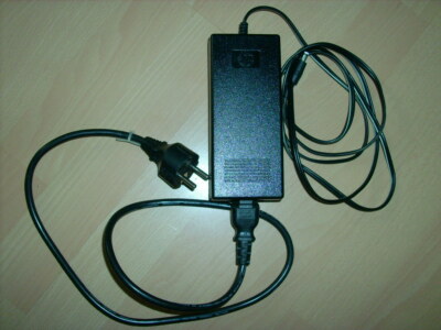 HP Hewlett Packard Adapter Netzteil Trafo HP 0957-2137 32V 2,34A Øa4,8mm Øi1,7mm
