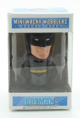 Funko - DC Batman Wacky Wobbler Bobble-Head Figure 3''