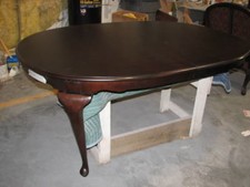 Drexel Heritage Furniture Classic Cherry Queen Anne Dining Table MADE IN USA