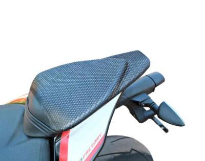 aprilia tuono seat