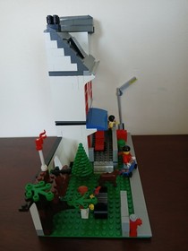 Lego City 8403 - City House - Retired Set With Minifigures no box manual