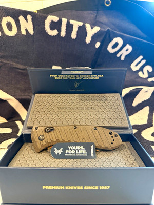 Benchmade 570CAMO-2601 CPM-S30V Blade Show LIMITED EDITION