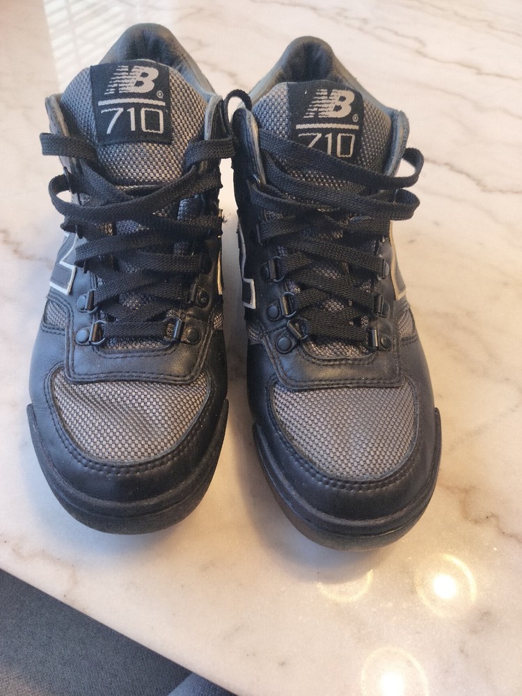 Men's New Balance 710 Trail Shoes Size 8.5 Black Like New Outdoor Hiking  