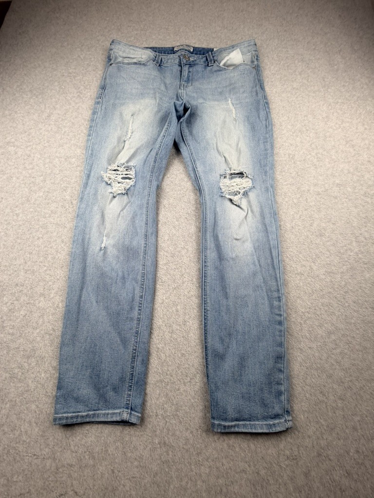 Guess Womens Distressed Ripped Jeans Size 32 Light Wash Blue Denim