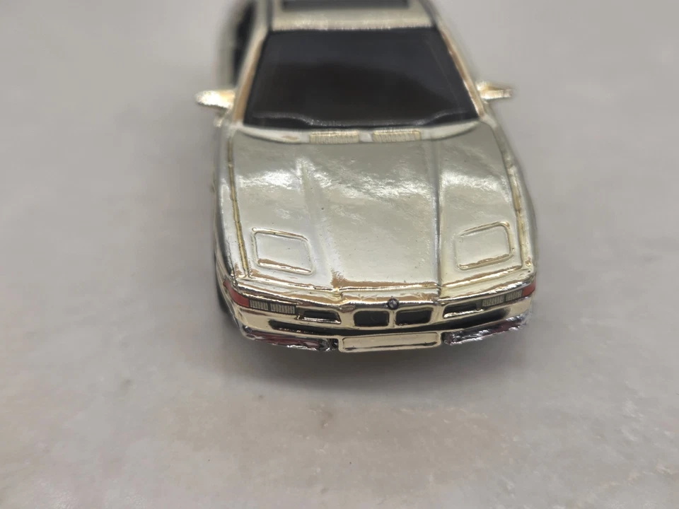 2001 HOT WHEELS RETIRING FINAL RUN MODEL CHROME BMW 850i Loose - Image 3 of 4