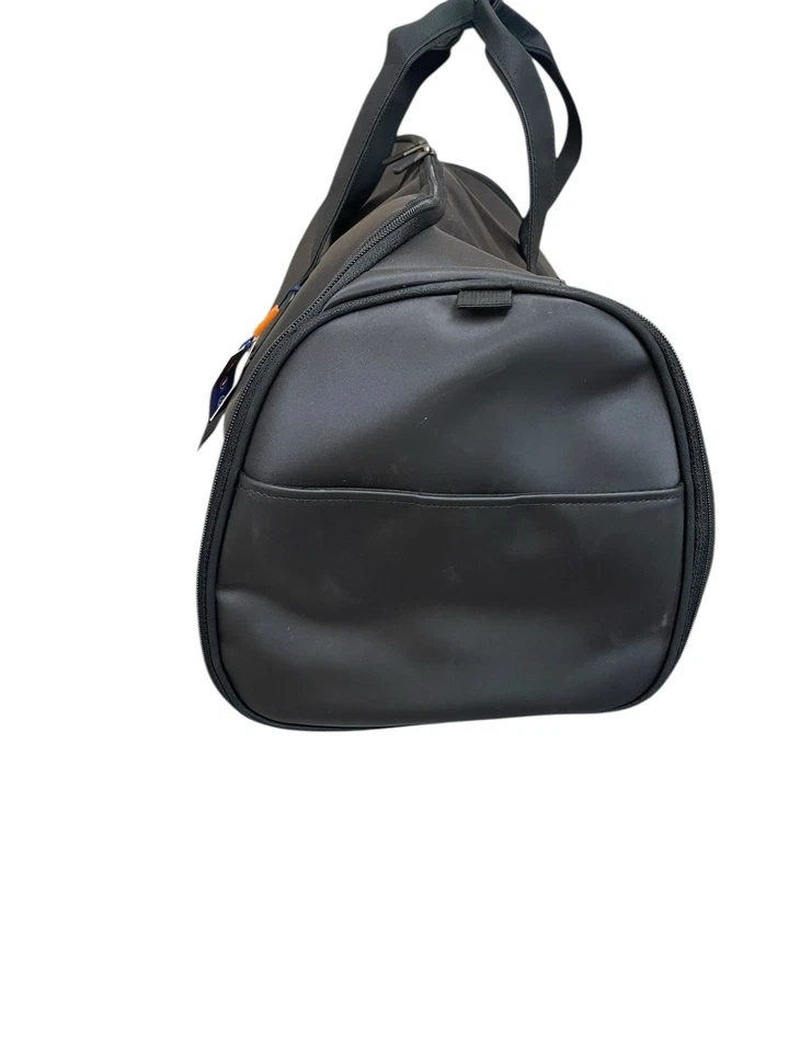 ¡Nuevo! Bolsa de ropa STITCH Ultimate color negro talla OS Foto 3 de 4