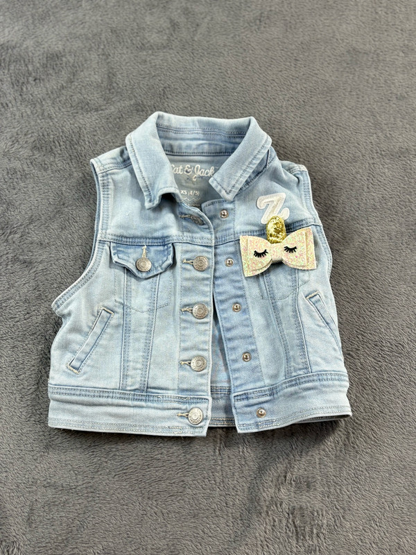 Cat & Jack Sleeveless Vest Girls Size XS(4/5) Blue Denim Collared Button Front