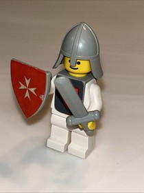 1978 Lego Classic 375 6075 Yellow Castle Knight White Minifigure