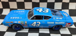 Route WIX Collectibles Richard Petty #43 1969 Ford Torino Talladega 1:24 Diecast