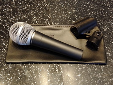 SHURE SM58 SINGING VOCAL BAND GIGGING MICROPHONE MIC (IN GREAT CONDITION)