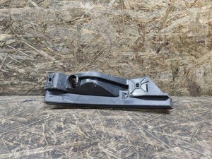 VW TOURAN 1T3 Rechte Scheinwerferhalter 1TO807890A 2.00 Diesel 103kw 34662636