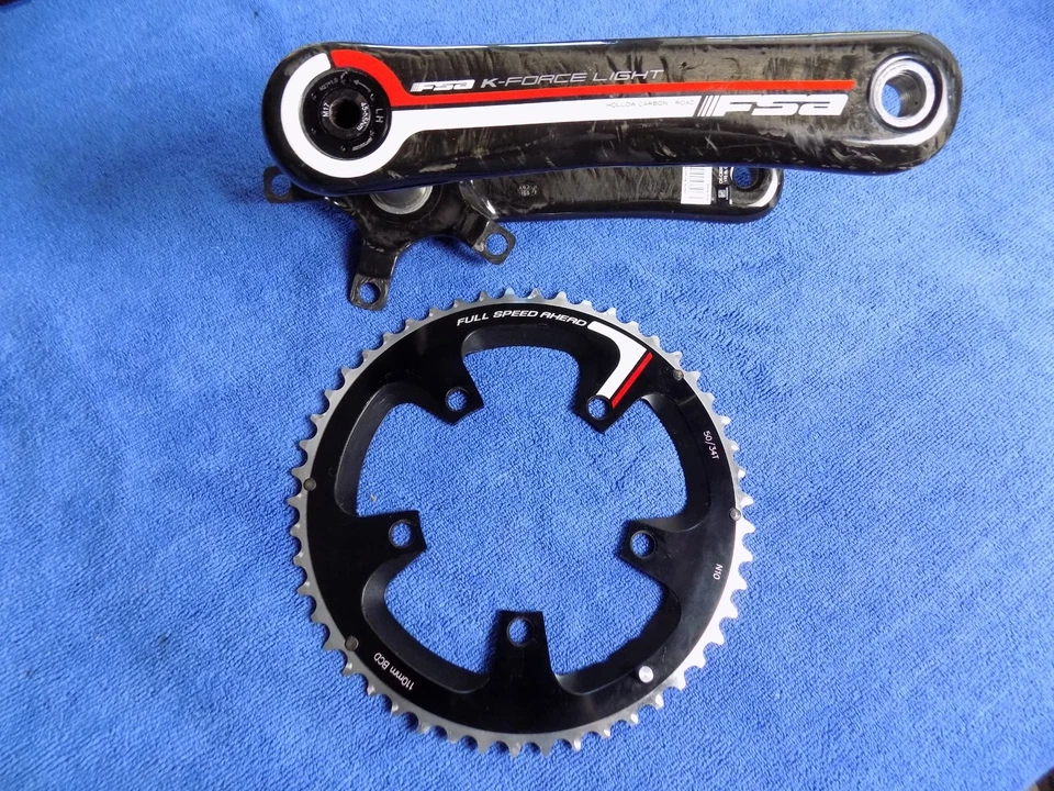 Brazos de manivela compactos de carbono ligero FSA K-FORCE CON ANILLO 110BCD 50T 172,5 MM MEGAEXO Foto 3 de 4