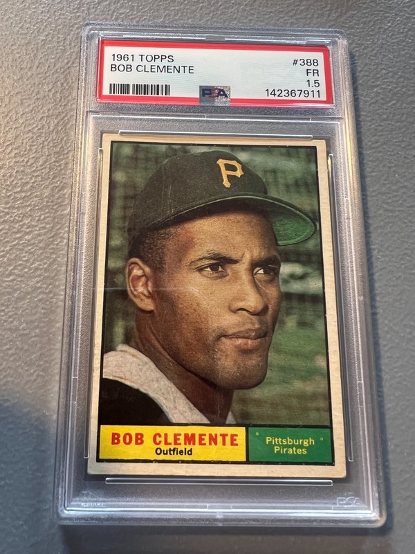 1961 Topps - Bob Clemente ( Pittsburgh Pirates ) #388 - PSA 1.5