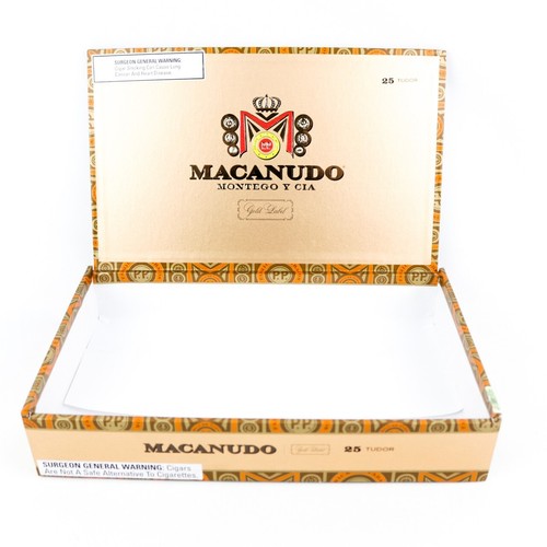 Caja de cigarros de madera vacía Macanudo Gold Label Tudor 10,5" x 6,5" x 2" - Imagen 7 de 12