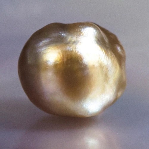 1.30 cts Natural Wild Pteria Penguin Oyster Pearl 5.85 mm Extremely Rare 0.26 g - Picture 7 of 13