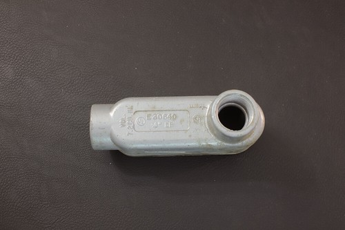 E30640 3/4" conduit junction body - Picture 3 of 3