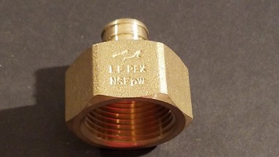NEW CASH ACME PEX NSF - PW LF Brass FITTING 1-1/4'' NPT X 5/8'' SHARK BITE