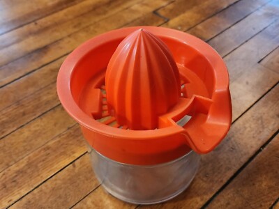 Vtg Gemco 2-Piece Citrus Orange & Lemon Juicer Reamer With 4'' Diameter Glass Jar