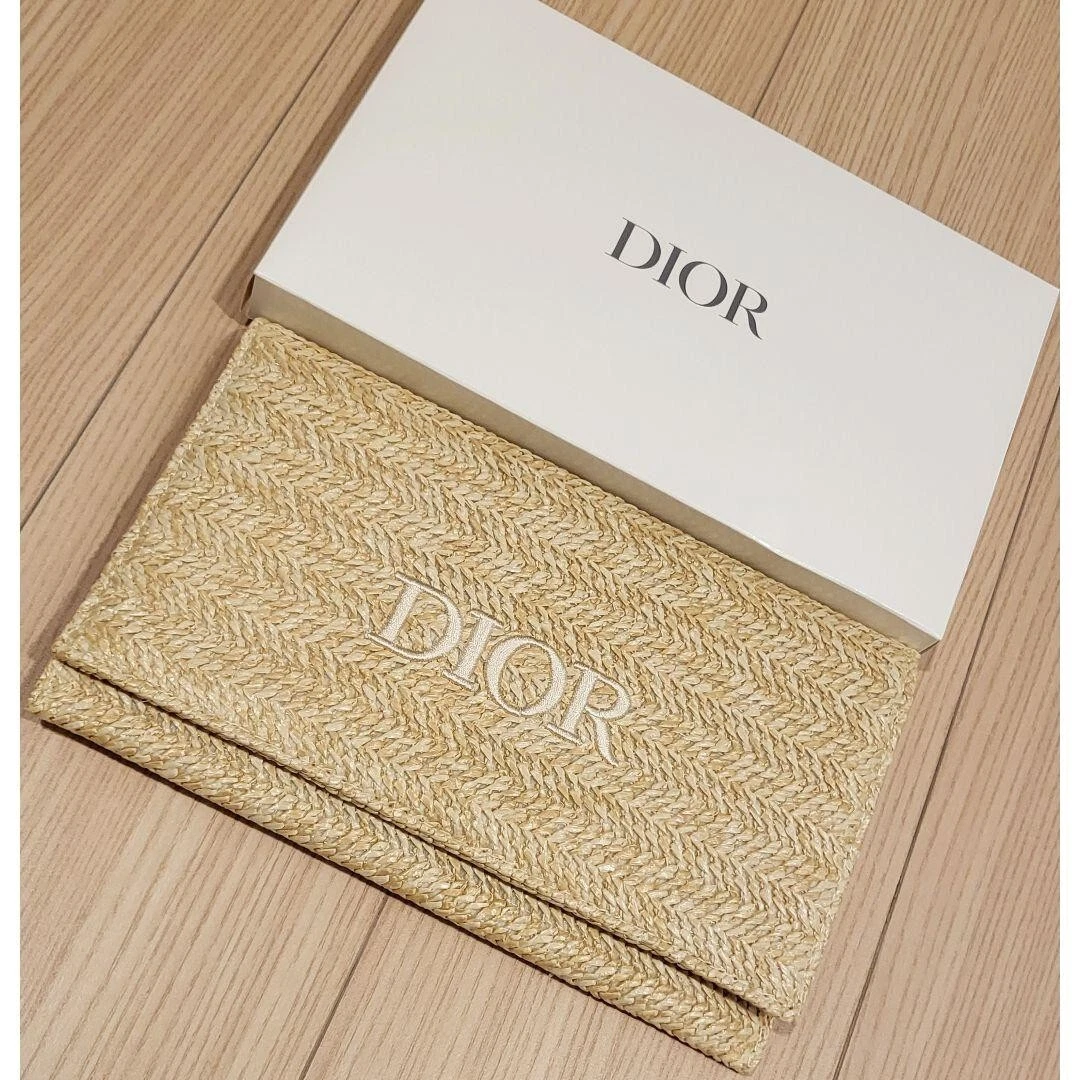 Pochette pochette Christian Dior rotin beige nouveauté limitée Japon