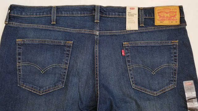 44x30 levis
