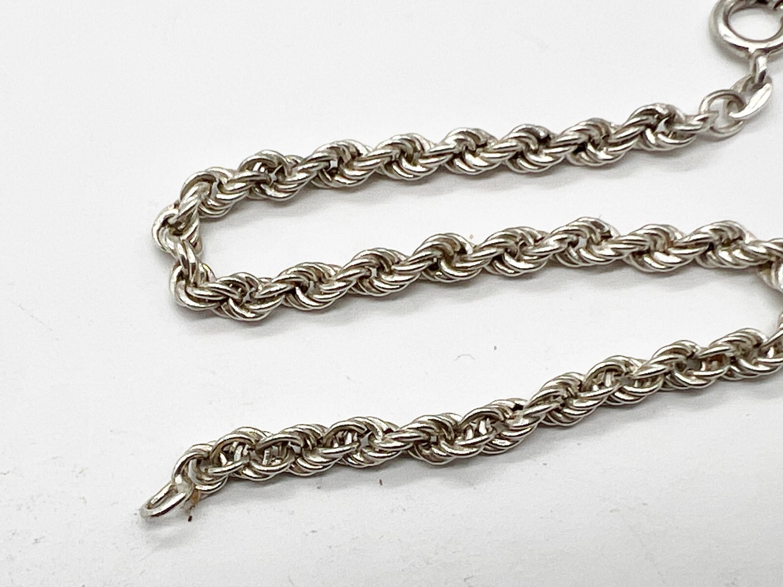 VINTAGE SOLID STERLING SILVER ROPE WORK CELTIC TW… - image 2