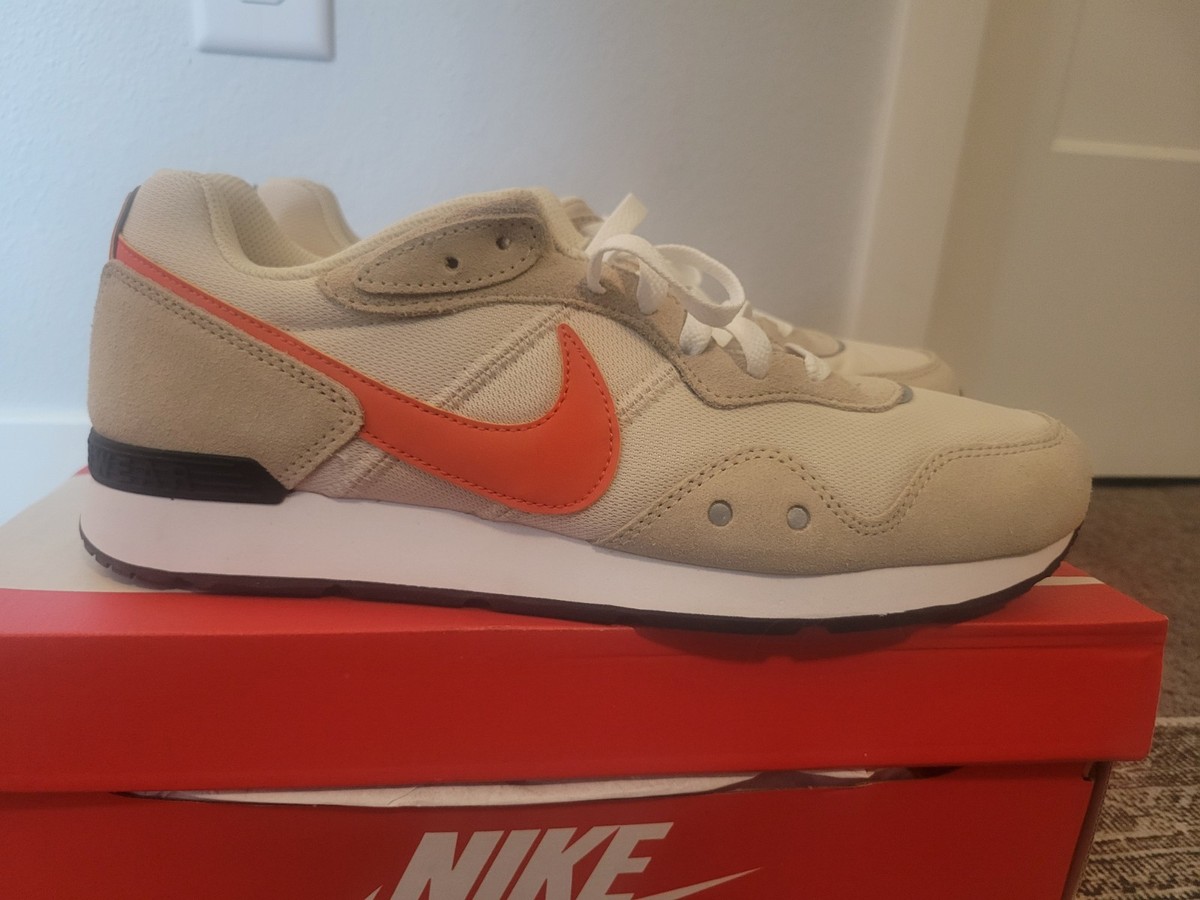 Nike Venture Nike Rattan Orange Size Nike Venture Runner Rattan