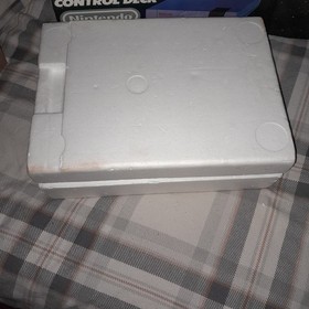 Nintendo NES Entertainment System Game Console Control Deck Boxed