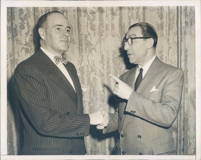 1949 Richard E McLaughlin New England Manager Cosmopolitan Magazine Photo 7x9