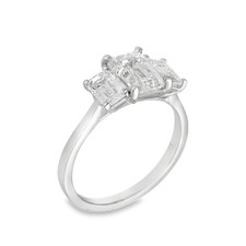 Anello trilogy in oro bianco 2,64 kt con diamanti coltivati ​​in laboratorio taglio smeraldo - F/VS2