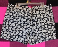Ann Taylor Signature Black & White Floral Dress Shorts 4.5" Inseam - Size 14 NEW