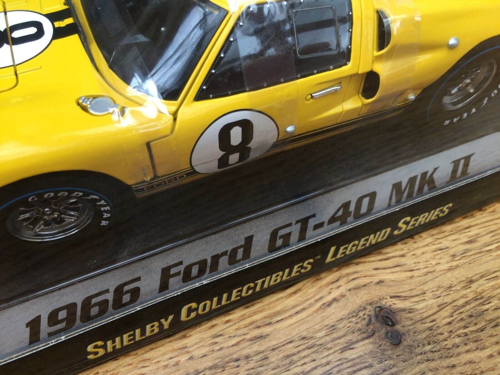 Ford GT40 SHELBY COLLECTIBLES 404 411 415 417 or 423 MK2 4 race car Le Mans 1:18 Tania wysoka ocena