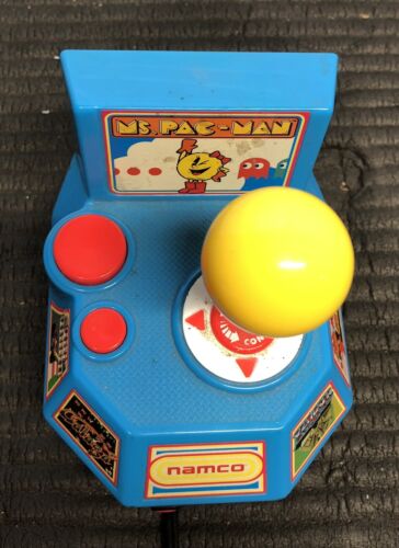 Ms. Pac-Man TV Games (TV game systems, 2004) - Picture 1 of 5