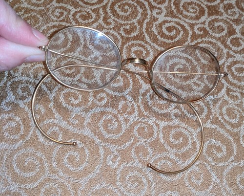 GAFAS HIPPIE ANTIGUAS LLENAS DE ORO GAFAS LENNON OVALADAS Santa HIPSTER - Imagen 7 de 11
