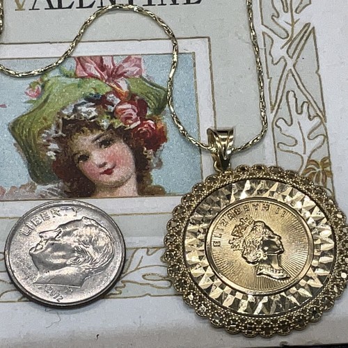 Colgante de 18 k Queen Elizabeth II en cadena de lujo de 18 k - Imagen 2 de 8