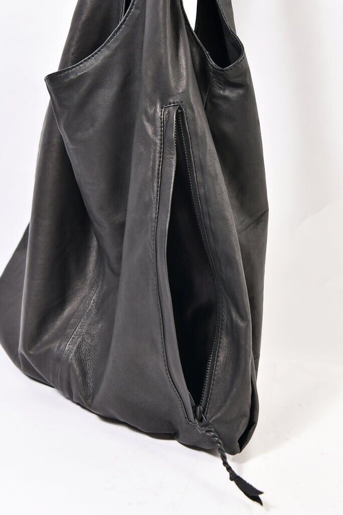 KMRii Hobo Bag 2102-BG02 SUPER BAG02 Sheep Leather 15.4 KMRii Hobo Bag 2102-BG02 SUPER BAG02 Sheep Leather 15.4