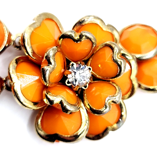 Orange Flower Trio with Sparkly Rhinestone Center Gold Tone Vintage Necklace - Picture 11 of 24