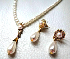 PARURE COLLIER & Boucle d'oreille perle strass NEUF  44cm BO H=3,4cm