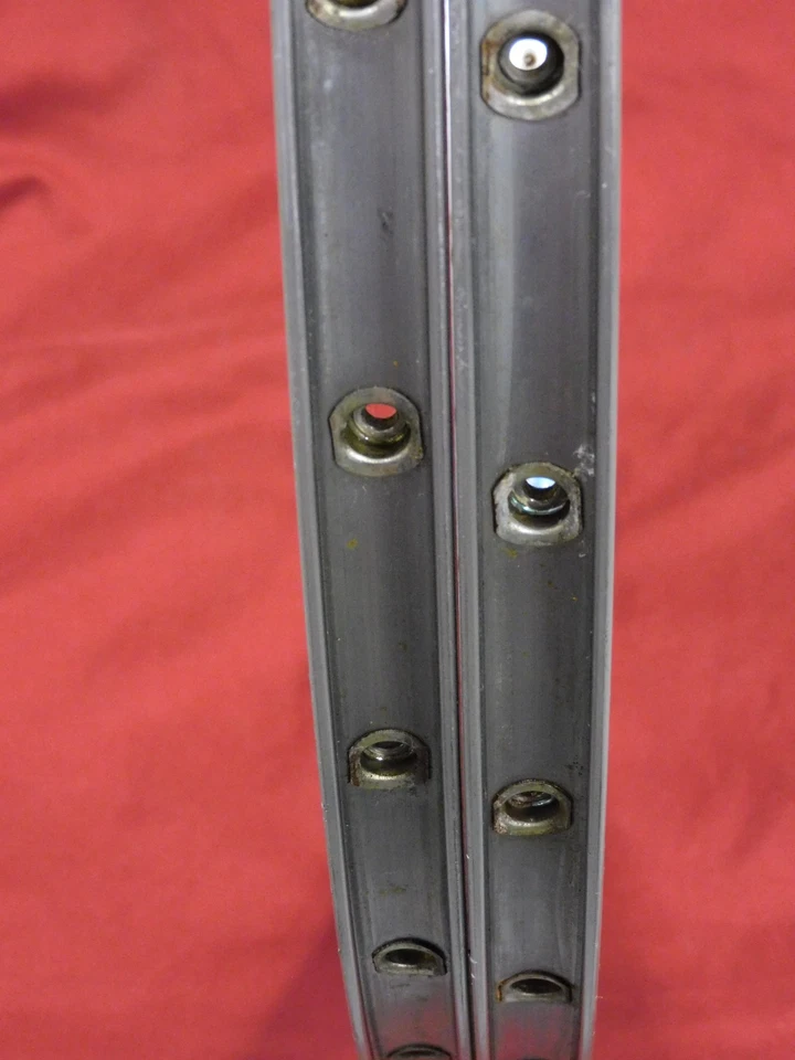 2 Vintage Ambrosio 19 Super Elite Durex Clincher Rims 32 Holes @ 500 grams - Image 4 of 4