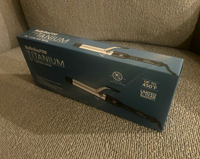 BaBylissPRO Nano Titanium 1 1/4'' Curling Iron 450°F Swivel Cord BNT125SUC