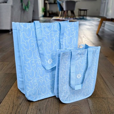 Lululemon Large Small Shopping Totes Lunch Bags   Light Blue   **NEW!**