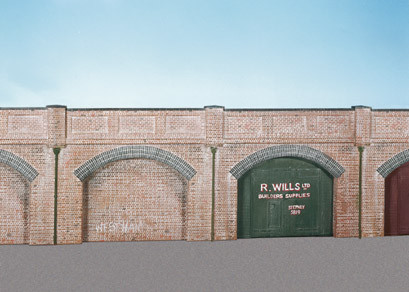 Wills SS52 Brick Retaining Arches (Pk4) Plastic Kit OO Gauge